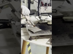 เครื่องปั่นเลเซอร์แบบมือเดียว 3000W สําหรับปั่นสแตนเลส